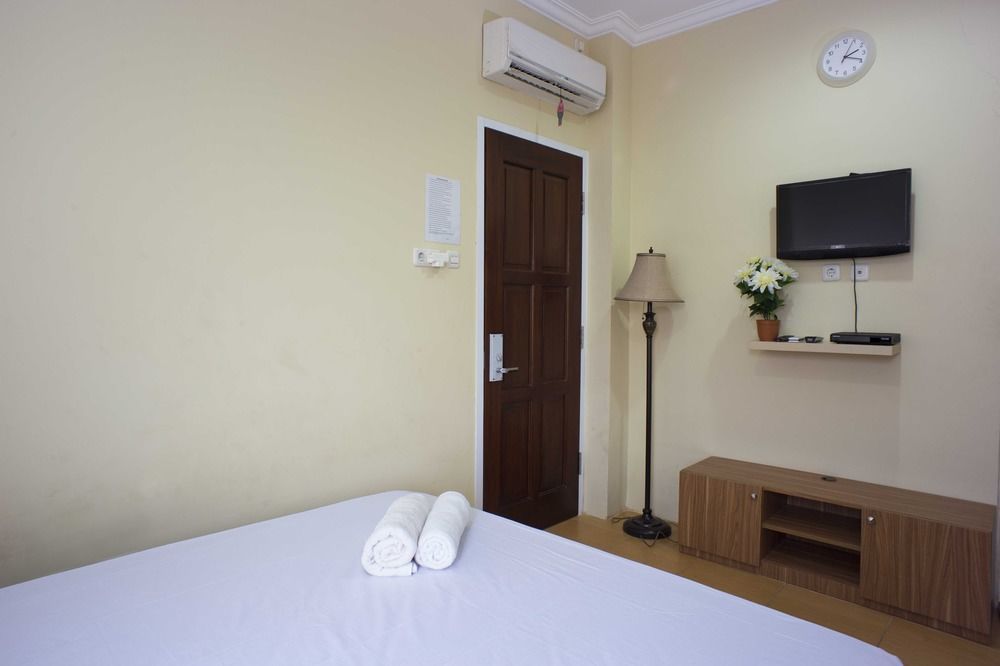 Reddoorz @ Kwitang Hotell Jakarta Eksteriør bilde