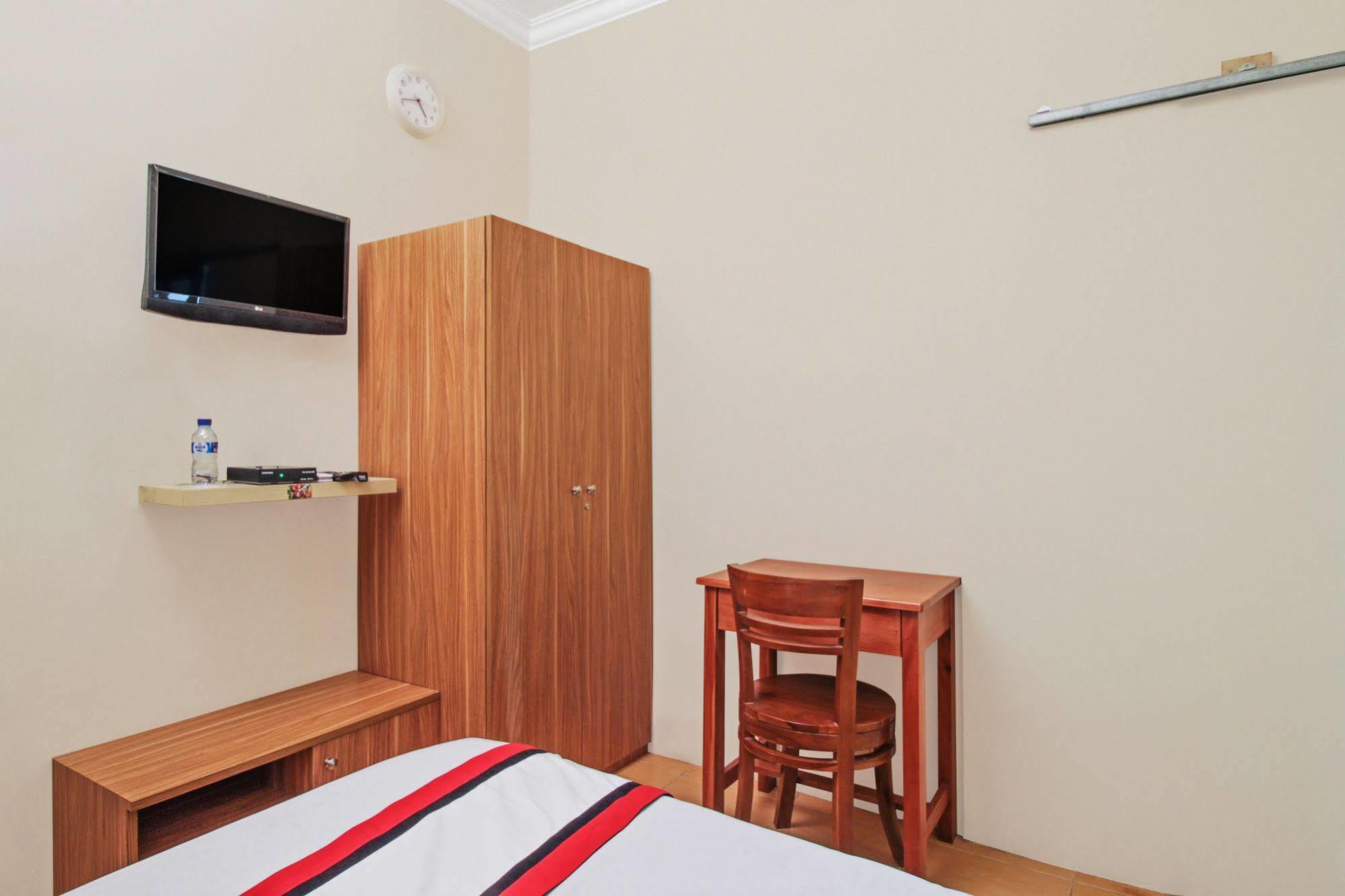 Reddoorz @ Kwitang Hotell Jakarta Eksteriør bilde